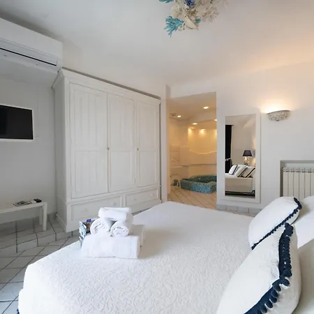 Relais Bijoux 3*