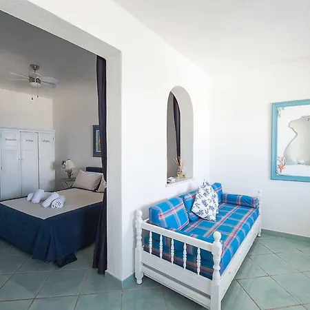 伊斯基亚瑞莱斯比约克斯住宿加早餐旅馆 4*