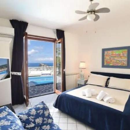 伊斯基亚瑞莱斯比约克斯住宿加早餐旅馆 4* 伊斯基亚