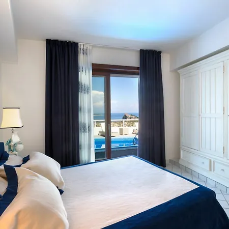 Relais Bijoux Bed & Breakfast