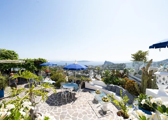 Relais Bijoux Bed & Breakfast 4*
