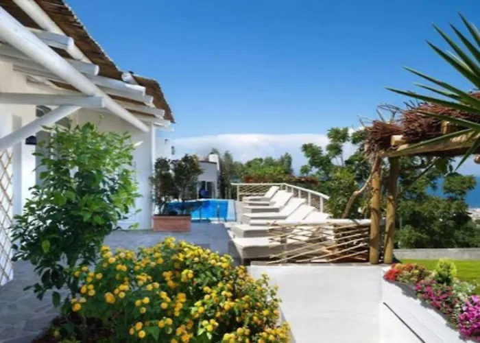 Relais Bijoux Bed & Breakfast