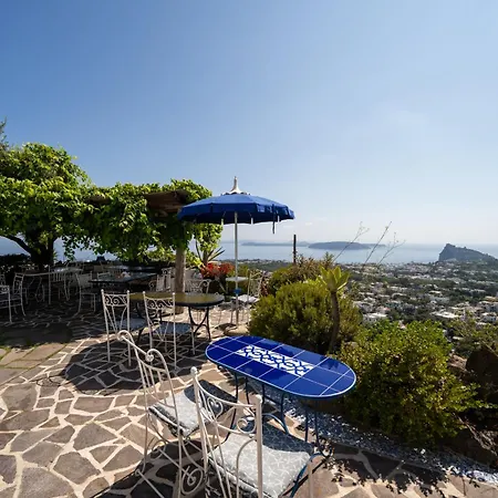 Relais Bijoux Bed and breakfast