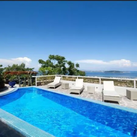 Relais Bijoux Bed and breakfast 4*